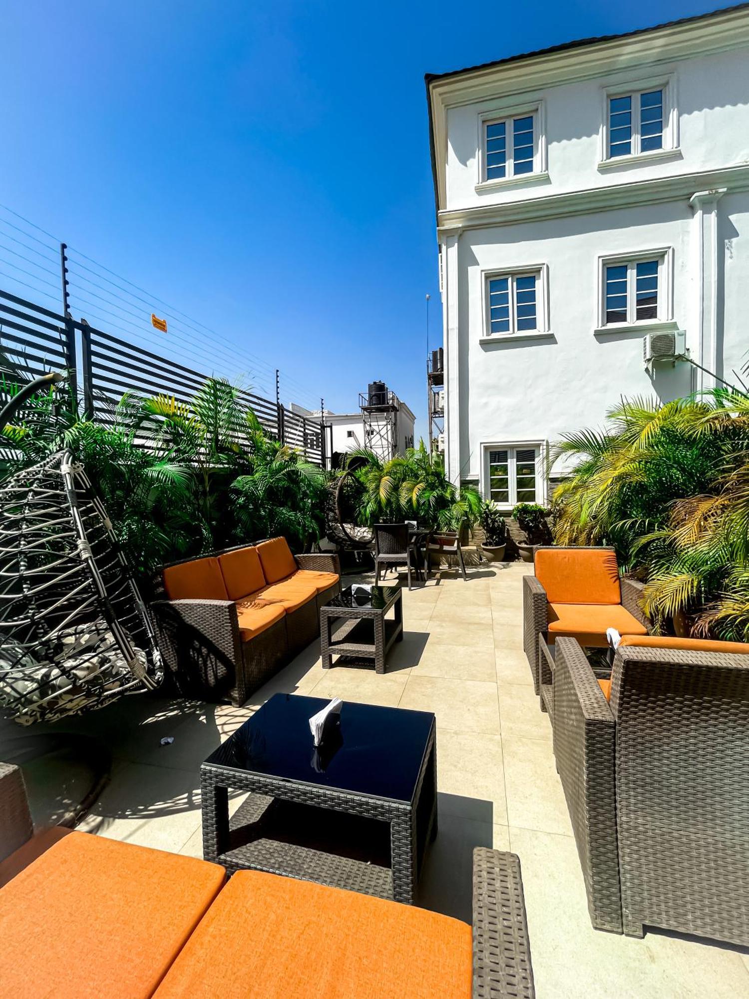 The Tranquil Mews Ξενοδοχείο Αμπούζα Εξωτερικό φωτογραφία
